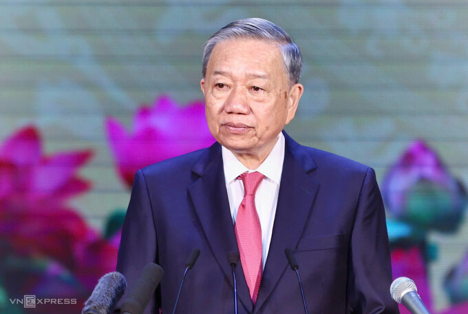 Tổng Bí thư Tô Lâm phát biểu tại Lễ công bố Nghị quyết của Quốc hội về sáp nhập các địa phương và thành lập tổ chức Đảng cấp tỉnh, sáng 30/6. Ảnh: Quỳnh Trần