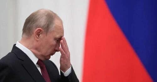 Có thể là hình ảnh về 1 người