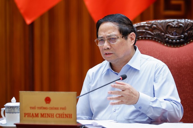 Thủ tướng: Xử lý sai phạm về dân sự, kinh tế ưu tiên áp dụng các biện pháp hành chính, khắc phục thiệt hại- Ảnh 1. Thủ tướng: Xử lý sai phạm về dân sự, kinh tế ưu tiên áp dụng các biện pháp hành chính, khắc phục thiệt hại- Ảnh 1.