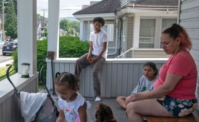 Chưa từng có tại nền kinh tế số 1 thế giới: Nợ công vượt 37 nghìn tỷ USD, tương đương 120% GDP, vòng xoáy lạm phát khó dừng lại- Ảnh 1.