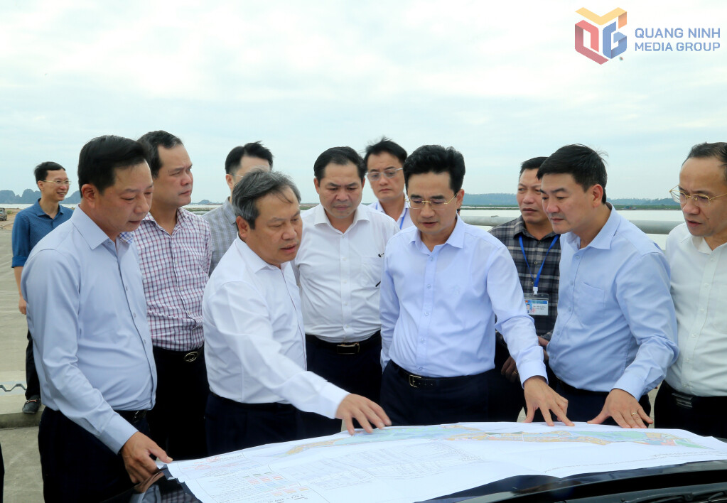 Quá nhanh: Vingroup của tỷ phú Phạm Nhật Vượng sẽ khởi công siêu dự án khủng nhất lịch sử, tổng vốn đầu tư 18 tỷ USD trong hơn 1 tháng nữa- Ảnh 2. Quá nhanh: Vingroup của tỷ phú Phạm Nhật Vượng sẽ khởi công siêu dự án khủng nhất lịch sử, tổng vốn đầu tư 18 tỷ USD trong hơn 1 tháng nữa- Ảnh 2.