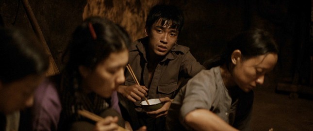 'Địa đạo' thu 20 tỷ đồng trong một ngày, kỷ lục chưa từng có- Ảnh 2.