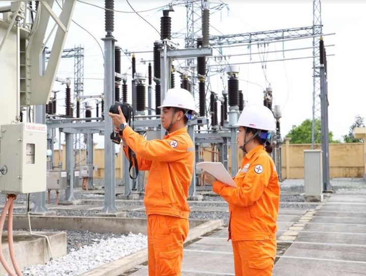 Khách lại phàn nàn hóa đơn điện tăng vọt, EVN lên tiếng- Ảnh 1. Khách lại phàn nàn hóa đơn điện tăng vọt, EVN lên tiếng- Ảnh 1.