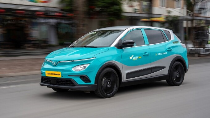 Công ty của tỷ phú Phạm Nhật Vượng chơi lớn: Cho phép tài xế mua xe '0 đồng' - Ảnh 1.