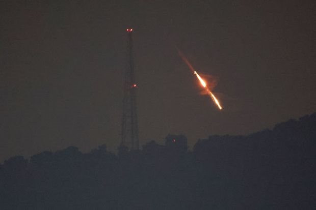 New York Times: Israel huỷ kế hoạch tấn công đáp trả Iran, thị trường tài chính toàn cầu có thể trút gánh nặng?- Ảnh 1. New York Times: Israel huỷ kế hoạch tấn công đáp trả Iran, thị trường tài chính toàn cầu có thể trút gánh nặng?- Ảnh 1.