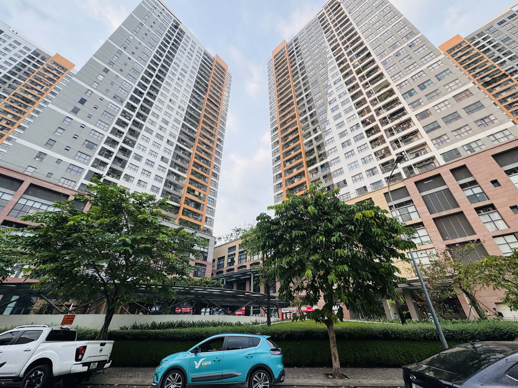 Siết cho vay mua nhà thứ 2 gây rủi ro cho thị trường- Ảnh 1. Siết cho vay mua nhà thứ 2 gây rủi ro cho thị trường- Ảnh 1.