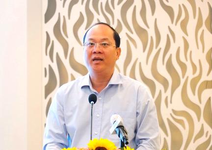 Ông Nguyễn Hồ Hải, Phó Bí thư Thường trực Thành ủy TP.HCM, Trưởng Ban Chỉ đạo Cuộc vận động "Người Việt Nam ưu tiên dùng hàng Việt Nam" chỉ đạo hội nghị.