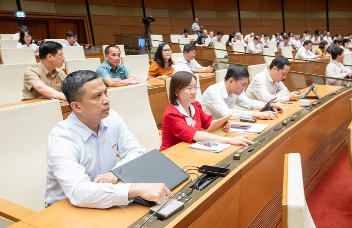 Phiên họp sáng 14/6 mở rộng lĩnh vực đầu tư cho BSR, PLX, GAS, PVS, VTP, CTR và loạt doanh nghiệp Phiên họp sáng 14/6 mở rộng lĩnh vực đầu tư cho BSR, PLX, GAS, PVS, VTP, CTR và loạt doanh nghiệp