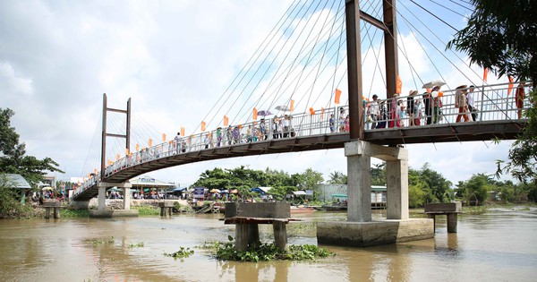 Hành trình 10 năm 'Kiến tạo nhịp cầu - Kiến tạo ước mơ' của quỹ Nam Phương