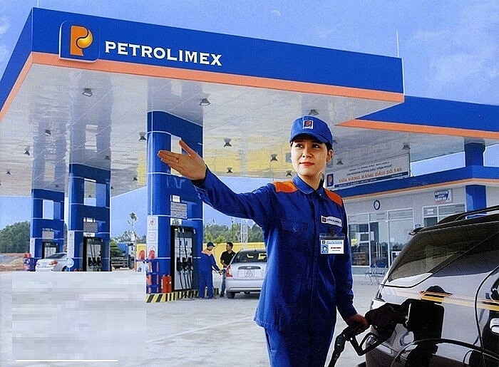 Giá xăng thấp nhất 4 năm trước rủi ro 'thương chiến', đại gia Petrolimex ước lỗ nghìn tỷ