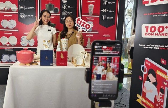 Shopee, TikTok Shop chiếm gần hết “miếng bánh” thương mại điện tử- Ảnh 2.