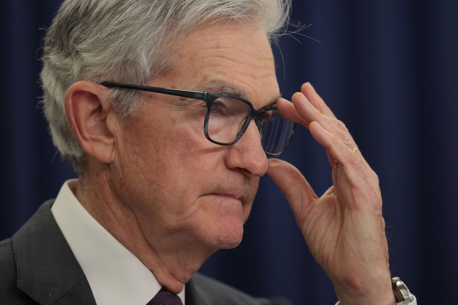 Chủ tịch Fed Jerome Powell phát tín hiệu có thể hạ lãi suất ngay trong tháng 9, dù giữ quan điểm thận trọng- Ảnh 1.