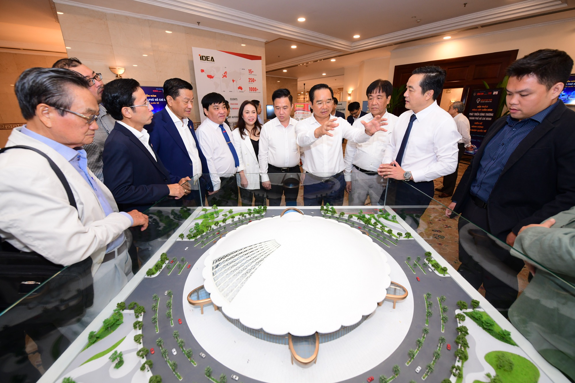 Chủ tịch UBND TP HCM sẽ cùng uống cà phê, ăn sáng định kỳ với doanh nhân- Ảnh 2. Chủ tịch UBND TP HCM sẽ cùng uống cà phê, ăn sáng định kỳ với doanh nhân- Ảnh 2.