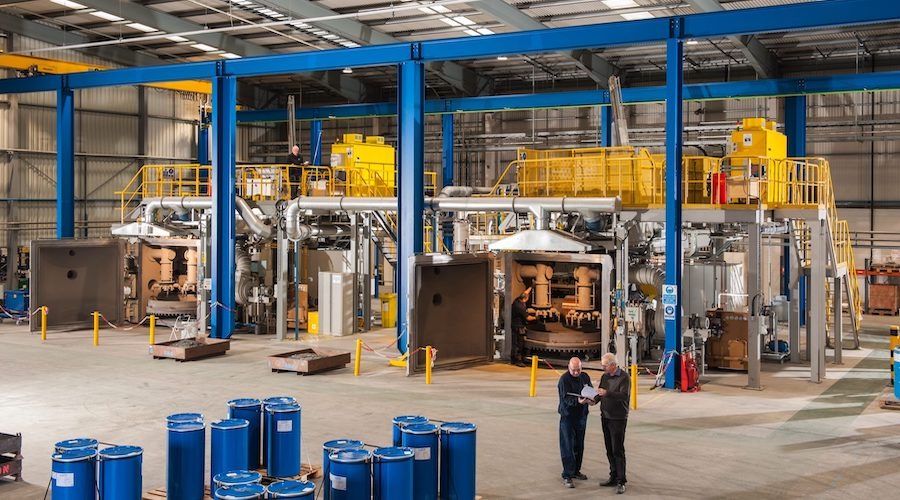 Một ngành công nghiệp trụ cột của châu Âu trước bờ vực tan rã, quan chức kêu gọi hành động khẩn - Cả Mỹ, Nga, Trung Quốc được gọi tên là tác nhân chính- Ảnh 1. Một ngành công nghiệp trụ cột của châu Âu trước bờ vực tan rã, quan chức kêu gọi hành động khẩn - Cả Mỹ, Nga, Trung Quốc được gọi tên là tác nhân chính- Ảnh 1.