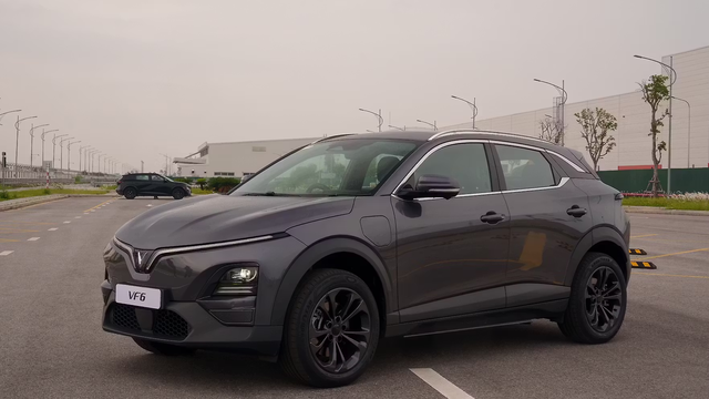 VinFast VF 6 và VF 7 làm tại Ấn Độ dành cho người Ấn, giá bán 'chấn động' thị trường?- Ảnh 1.