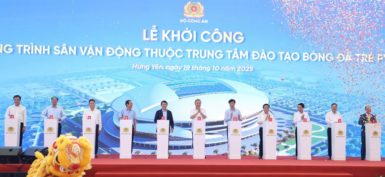 Tổng Bí thư Tô Lâm dự lễ khởi công xây dựng sân vận động tiên tiến hàng đầu thế giới- Ảnh 9. Tổng Bí thư Tô Lâm dự lễ khởi công xây dựng sân vận động tiên tiến hàng đầu thế giới- Ảnh 9.