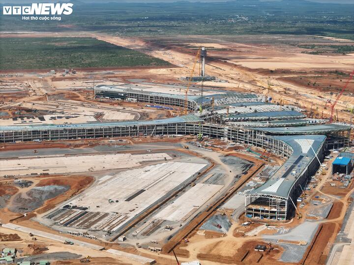 Bộ trưởng Xây dựng: Cần tăng tốc các dự án kết nối sân bay Long Thành- Ảnh 2.