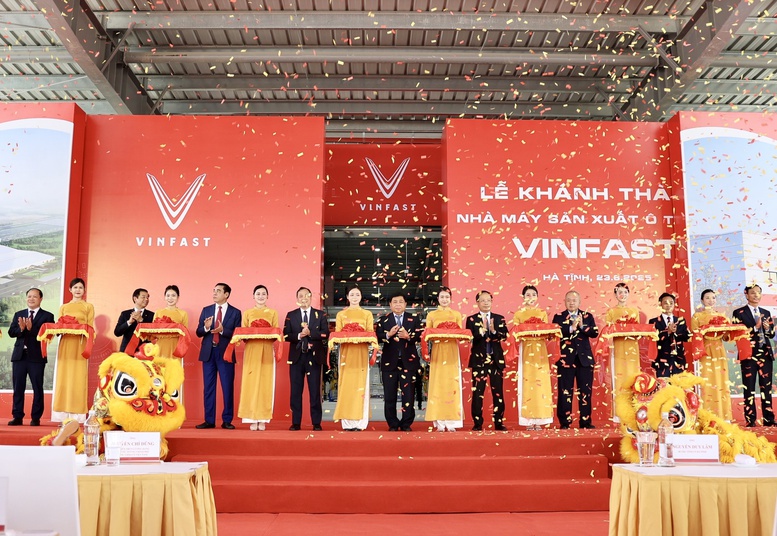 VinFast Hà Tĩnh: Xác lập kỷ lục về tiến độ hoàn thiện nhà máy- Ảnh 4.