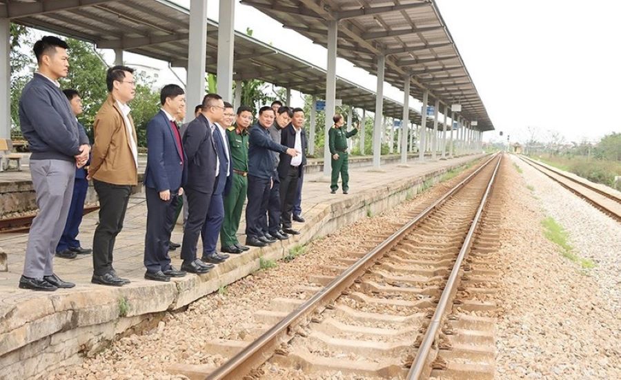 Tin vui cho Hà Tĩnh: Viettel Post khảo sát đất, lên kế hoạch xây trung tâm logistics 550 tỷ đồng- Ảnh 2. Tin vui cho Hà Tĩnh: Viettel Post khảo sát đất, lên kế hoạch xây trung tâm logistics 550 tỷ đồng- Ảnh 2.