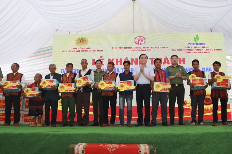 Petrovietnam: 50 năm kiến tạo năng lượng, khẳng định vai trò trụ cột kinh tế quốc gia- Ảnh 4. Petrovietnam: 50 năm kiến tạo năng lượng, khẳng định vai trò trụ cột kinh tế quốc gia- Ảnh 4.