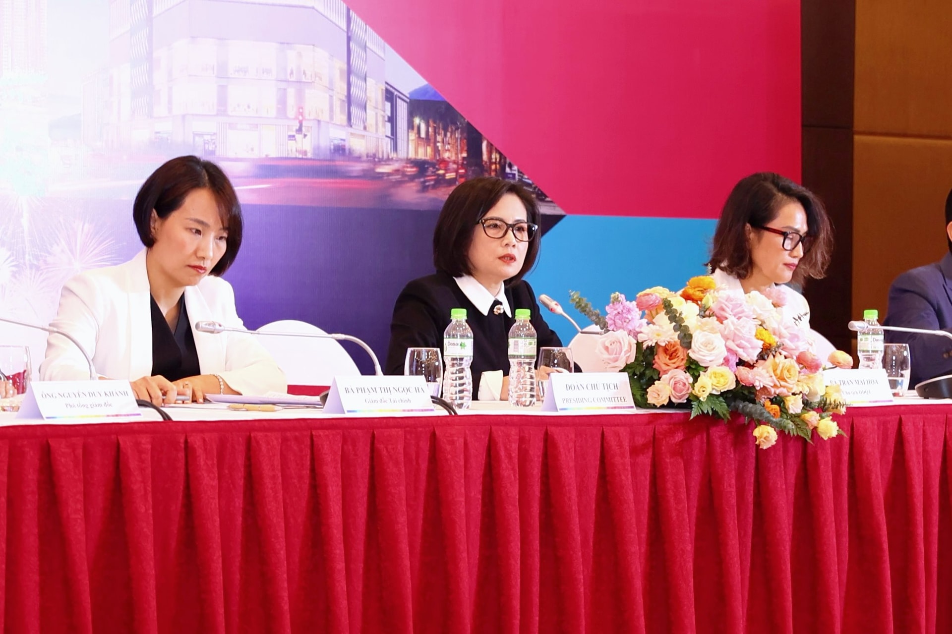 Chủ tịch Vincom Retail: Chưa chia cổ tức để tập trung mở rộng danh mục tài sản, nắm bắt cơ hội lớn- Ảnh 1.