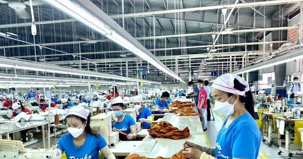 Lương hấp dẫn vẫn khó... tuyển dụng