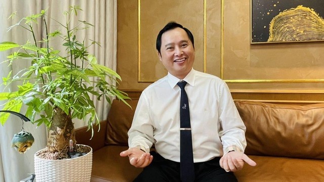 Một DN bất động sản bất ngờ muốn đổi tên, xuất hiện bóng dáng ông Đỗ Thành Nhân Một DN bất động sản bất ngờ muốn đổi tên, xuất hiện bóng dáng ông Đỗ Thành Nhân