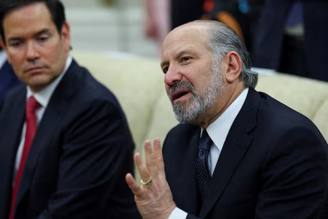 Bộ trưởng Mỹ nói sẽ công bố hàng chục thỏa thuận thương mại trong tháng tới