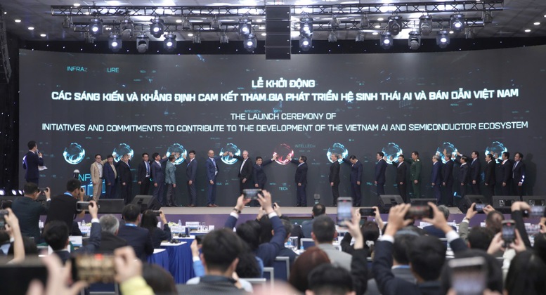 Thủ tướng: Việt Nam nỗ lực xoay chuyển tình thế, chuyển đổi trạng thái về bán dẫn và AI- Ảnh 6. Thủ tướng: Việt Nam nỗ lực xoay chuyển tình thế, chuyển đổi trạng thái về bán dẫn và AI- Ảnh 6.