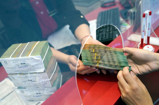 25 ngân hàng được 'nới' tín dụng bất động sản - Ảnh 1.