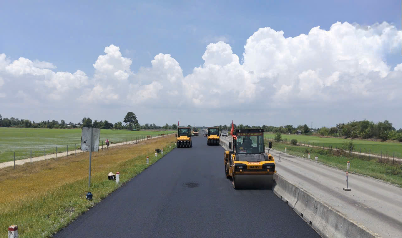 Thiếu đá, dự án Lộ Tẻ - Rạch Sỏi gặp khó khi tăng tốc, có kịp về đích trong 2025?- Ảnh 1. Thiếu đá, dự án Lộ Tẻ - Rạch Sỏi gặp khó khi tăng tốc, có kịp về đích trong 2025?- Ảnh 1.