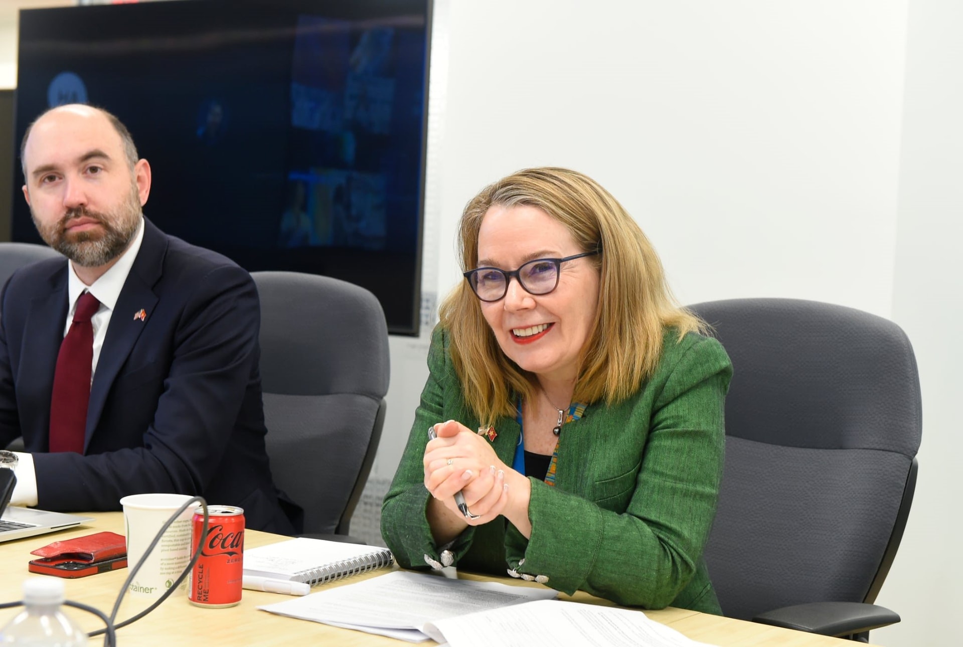 Meta, Intel muốn cùng Việt Nam cân bằng thương mại với Mỹ bằng hai ngành hot nhất thế giới- Ảnh 4.