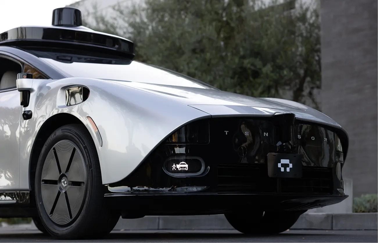 VinFast sản xuất xe điện tự lái đầu tiên trên thế giới, ai cũng mua được- Ảnh 1.