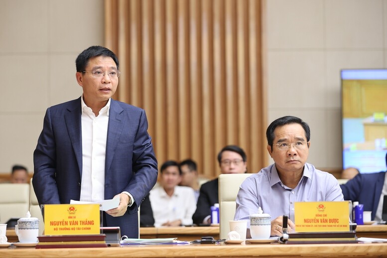 Thủ tướng: Đưa Trung tâm tài chính quốc tế tại Việt Nam hoạt động ngay trong tháng 11- Ảnh 4.