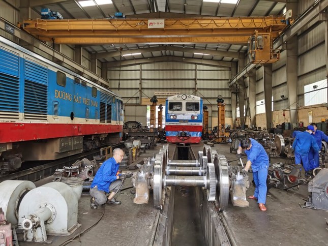 Đường sắt Lào Cai - Hà Nội - Hải Phòng: Hơn 8 tỷ USD, nối với Trung Quốc- Ảnh 3. Đường sắt Lào Cai - Hà Nội - Hải Phòng: Hơn 8 tỷ USD, nối với Trung Quốc- Ảnh 3.