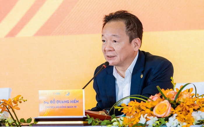 Dấu ấn 2025: Ông Phạm Nhật Vượng chi 28.000 tỷ để VinFast ‘không có kế hoạch B’, ông Trần Đình Long tung tiếp ‘quả đấm thép’, ông Nguyễn Đức Tài xong nhiệm vụ- Ảnh 10. Dấu ấn 2025: Ông Phạm Nhật Vượng chi 28.000 tỷ để VinFast ‘không có kế hoạch B’, ông Trần Đình Long tung tiếp ‘quả đấm thép’, ông Nguyễn Đức Tài xong nhiệm vụ- Ảnh 10.