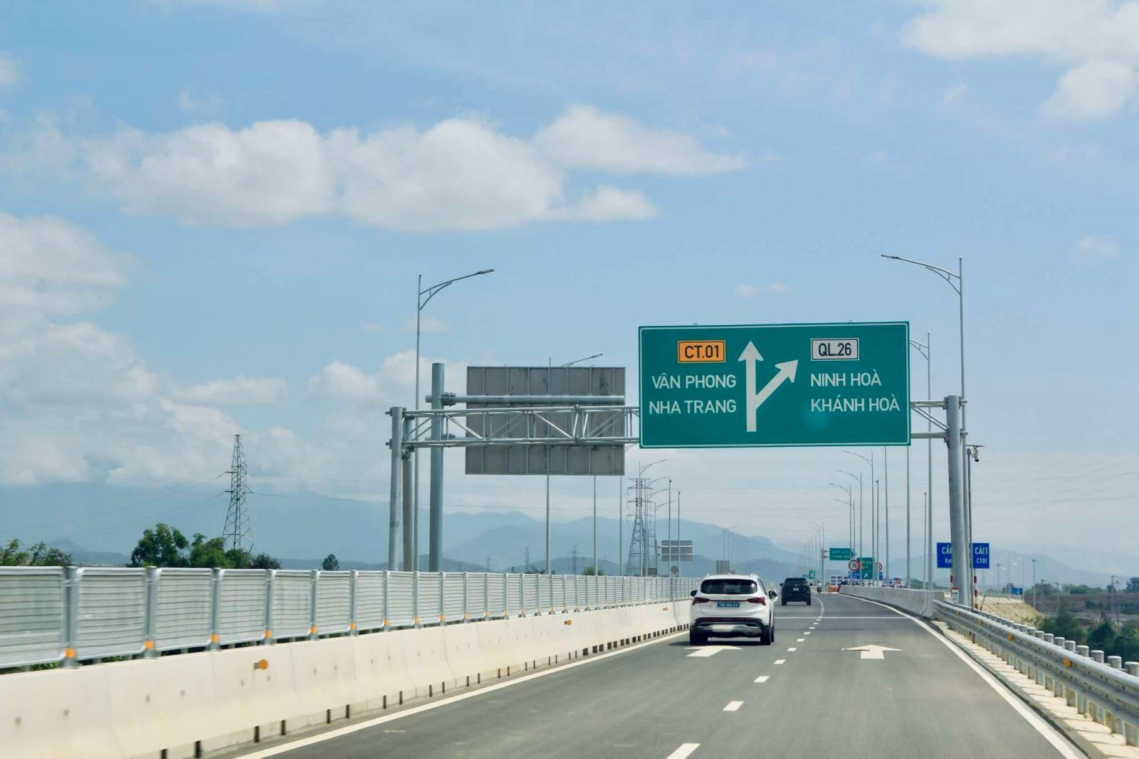 Tập đoàn Sơn Hải “ẵm” hơn 100 tỷ đồng tiền thưởng nhờ thi công thần tốc đoạn tuyến cao tốc 11.800 tỷ đồng ở Việt Nam- Ảnh 2.