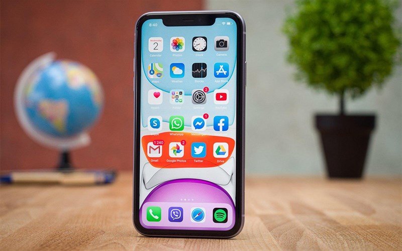 Giá iPhone đồng loạt lao dốc khủng: Có mẫu bay 40% dù mới ra mắt, đập hộp thấp nhất từ 8 triệu đồng - rẻ chưa từng có trong lịch sử- Ảnh 1.
