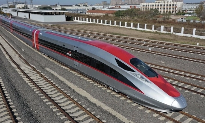 Tàu cao tốc chạy tuyến Jakarta - Bandung (Indonesia). Ảnh: CGTN