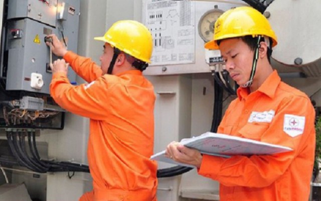 EVN lại muốn tăng giá điện lần hai, ĐBQH nói không phải cứ thua lỗ là xin tăng. Giá điện vừa tăng 3% ...