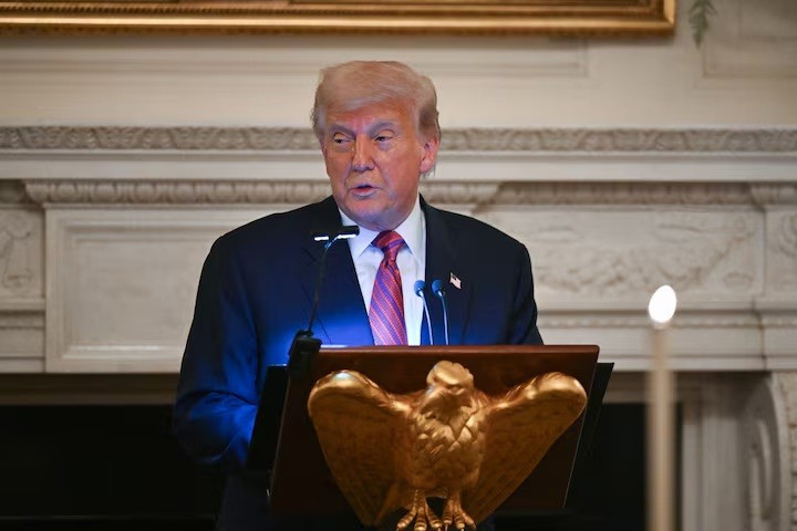 Ông Trump kiện Wall Street Journal đòi 10 tỉ USD vì bài viết gây chấn động- Ảnh 1.