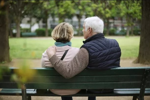 Chưa từng có: Sợ vỡ quỹ lương hưu, nền kinh tế số 1 Châu Âu phát 1,5 tỷ Euro cho trẻ em chơi chứng khoán- Ảnh 3.