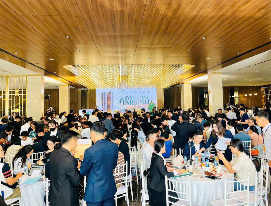 “So găng” căn hộ, đất nền, nhà phố tại thị trường phía Nam, chuyên gia bất ngờ chỉ ra loại hình giữ nhiệt trong 5 - 10 năm tới- Ảnh 1.