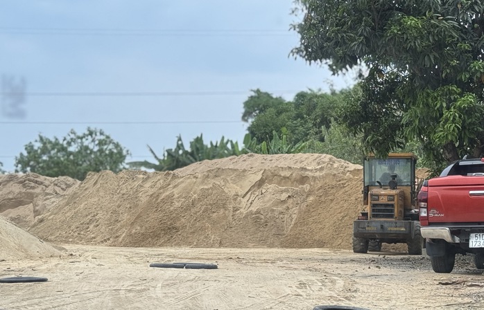 Đà Nẵng đề nghị Quảng Nam kiểm tra giá cát xây dựng- Ảnh 1. Đà Nẵng đề nghị Quảng Nam kiểm tra giá cát xây dựng- Ảnh 1.