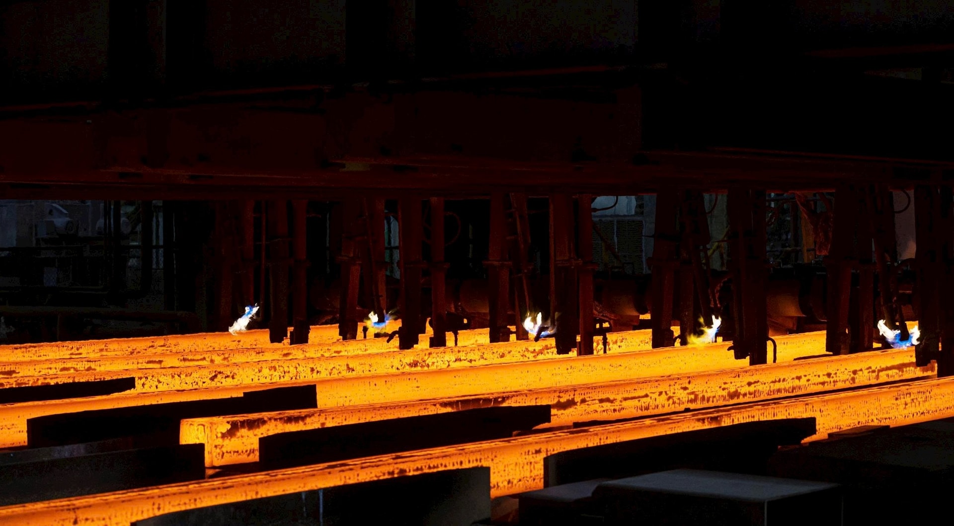 Hòa Phát sản xuất 31.800 tấn/ngày trong tháng 8, tăng 34% so với cùng kỳ- Ảnh 1.