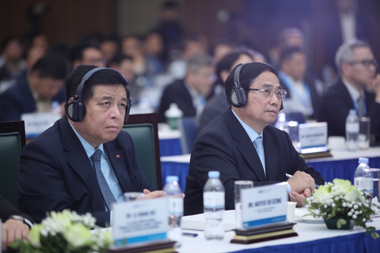 Thủ tướng: Việt Nam nỗ lực xoay chuyển tình thế, chuyển đổi trạng thái về bán dẫn và AI- Ảnh 2. Thủ tướng: Việt Nam nỗ lực xoay chuyển tình thế, chuyển đổi trạng thái về bán dẫn và AI- Ảnh 2.